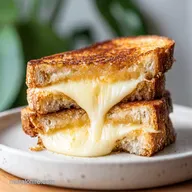 15-Minute Hawaiian Roll Grilled Cheese in 15 Minutes