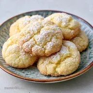 Lemon Cookies With Powdered Sugar: 27m
