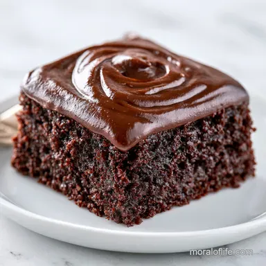 Rich Moist Chocolate Cake for 12 Servings
